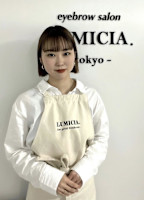 AYUMI. 眉毛(アユミ マユ)