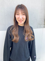 川端 麻莉子(カワバタ マリコ)
