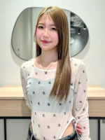 浅見 友里華(アザミ ユリカ)