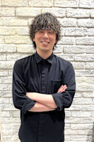 小松　賢太	(コマツ　ケンタ)