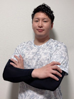 小島暁(コジマ)