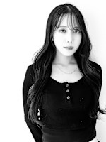 KAKUKAWA MIKA(カクカワ　ミカ)