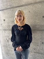 hitomi(ヒトミ)