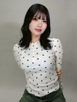小見 彩寧(コミ アヤネ)
