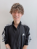亀山 雄貴(カメヤマ ユウキ)