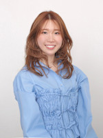 岡田有加(オカダユカ)