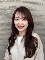 志賀 有紀名(シガ アキナ)