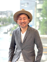 岩崎 千里(イワサキ チサト)