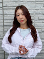 天野 栞里(アマノ シオリ)