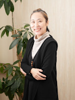 Chikako Azuma(チカコ アズマ)