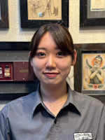 真鍋愛梨(マナベアイリ)