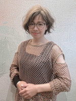 市毛　真理(イチゲ　マリ)