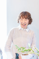 八重 晶子(ヤエ アキコ)
