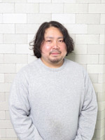 新島 慎也(ニイジマ シンヤ)