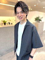 山本 駿介(ヤマモト シュンスケ)