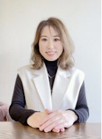 大草 尚子(オオクサ ナオコ)
