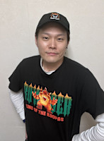 岡田(オカダ)