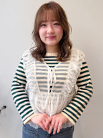 成田　悠里(ナリタ　ユリ)
