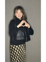 AKIKO 鈴木(アキコ スズキ)