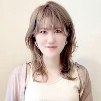 秋山 すみれ(アキヤマ スミレ)
