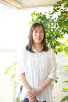 安達 郁子(アダチ イクコ)