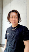 ５年ぶり新規受付開始。「豊富な薬剤の知識と匠なカット技術」(サトウイサム)
