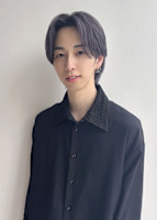 YOSHIKI (ヨシキ )
