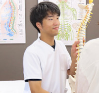山本陸丘(ヤマモトリク)
