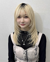 hina (ヒナ )