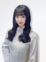 momo.y (モモ )