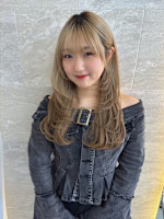 hina (ヒナ )
