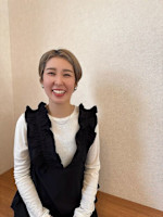 杉山 真代香(スギヤマ マヨカ)