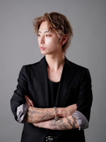 山崎祥茉 ボブ(ショウマヤマザキ ボブ)