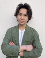 秋山 輝(アキヤマ ヒカル)