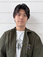 小西 悠利(コニシ ユウリ)