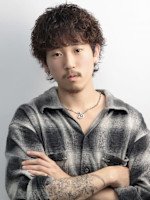 tomoyuki (トモユキ )