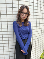 江﨑　真央　( 指名料10％）	(エザキ　マオ)