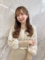 白神 みやび(シラガ ミヤビ)