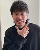 中門 よしゆき(ナカカド ヨシユキ)