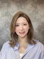 及川 栞(オイカワ シオリ)