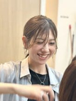 石戸 梨紗(イシド リサ)