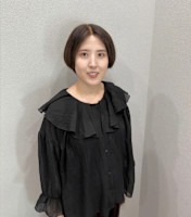 米田　真菜(コメダ　マナ)