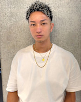 豊塚 幸嗣(トヨツカ コウジ)