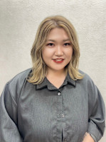 五十部由莉乃(イソベユリノ)