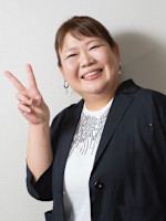 高見 千恵(タカミ チエ)