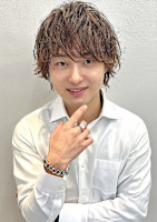 山菅 光明(ヤマスガ ミツアキ)