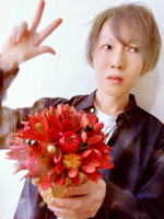 鈴木　恵太(スズキ　ケイタ)