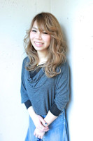 石川　佳奈(イシカワ　カナ)