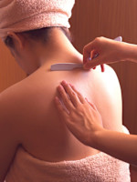 根尾　海咲(ネオ　ミサキ)