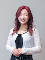 進 亜由佳(シン アユカ)